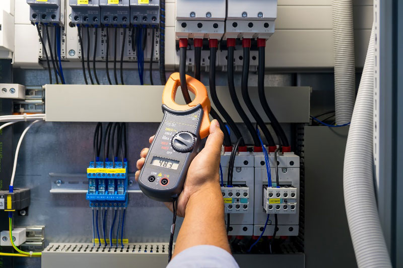 COMMERCIAL ELECTRICAL MAINTENANCE at KEILIG Electric Company LLC